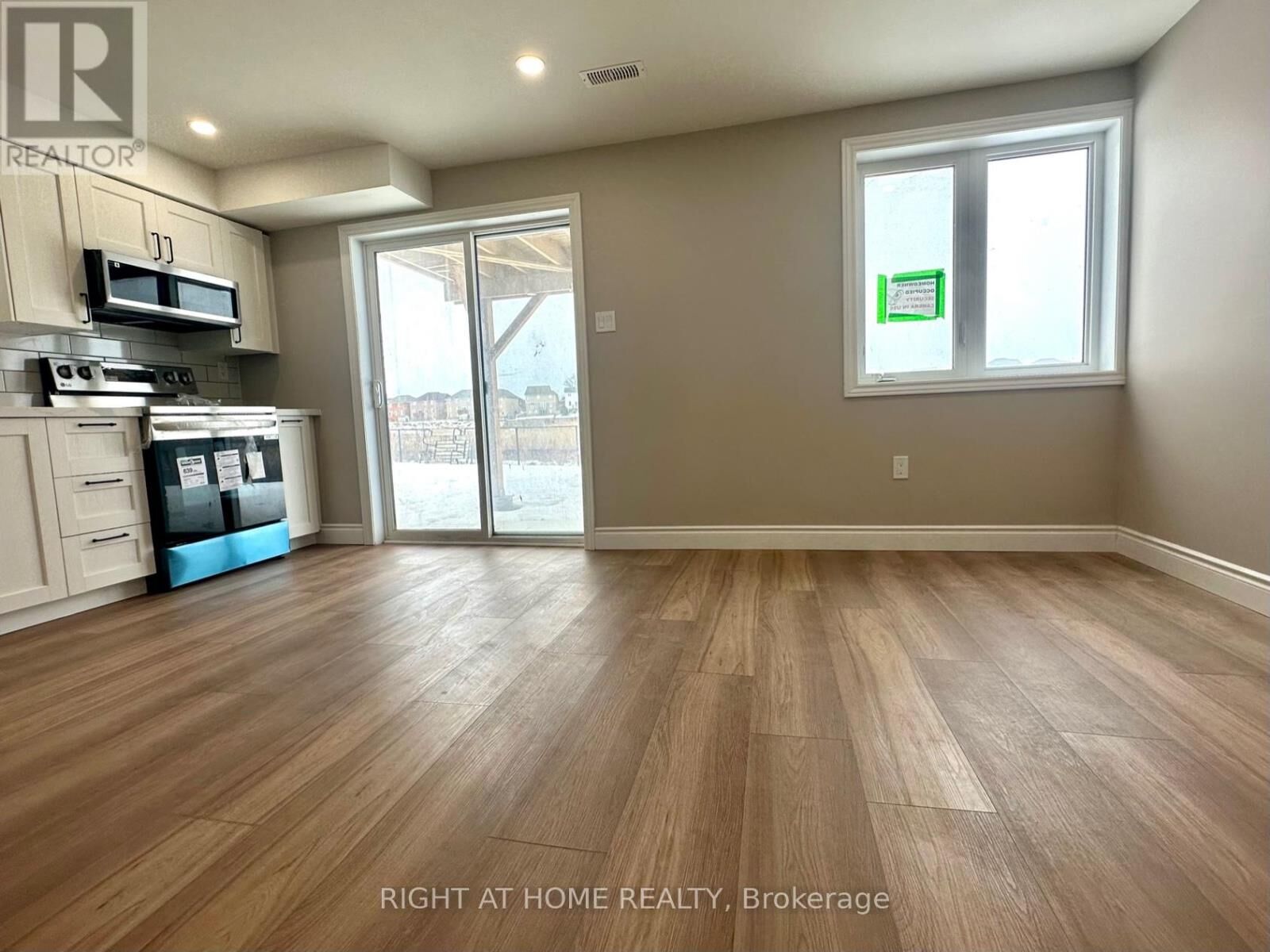 Property Photo: 47 Anderson Road Lower ON N3T 0S2