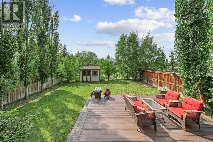 Property Photo: 4728 Elgin Avenue Southeast AB T2Z 0S3