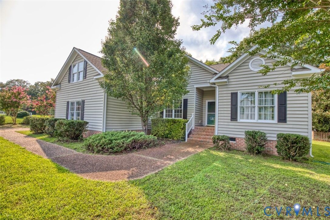Property Photo:  3901 Renick Lane  VA 23188 