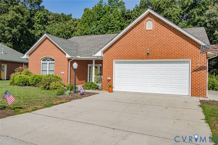 Property Photo:  513 Cobblestone Drive  VA 23860 
