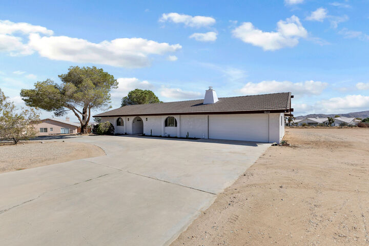 Property Photo:  58406 Joshua Lane  CA 92284 