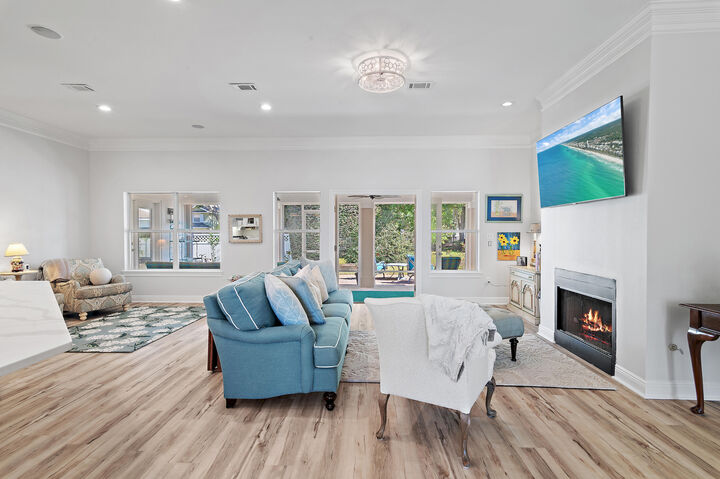 Property Photo:  285 Tequesta Drive  FL 32541 