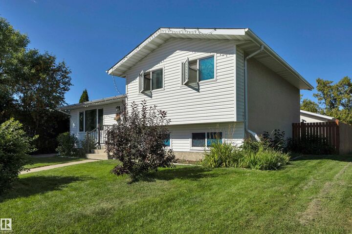 Property Photo:  5002 57 Avenue  AB T9E 5S3 