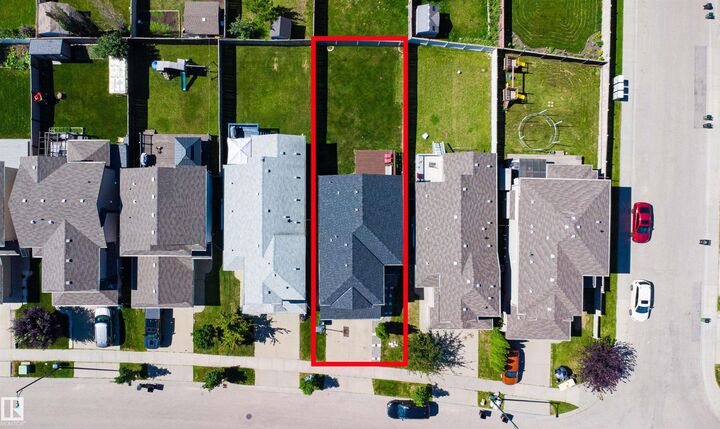 Property Photo:  3760 12 Street NW  AB T6T 0E5 