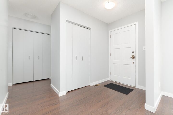 Property Photo:  63 Waverley Crescent  AB T7X 1N9 