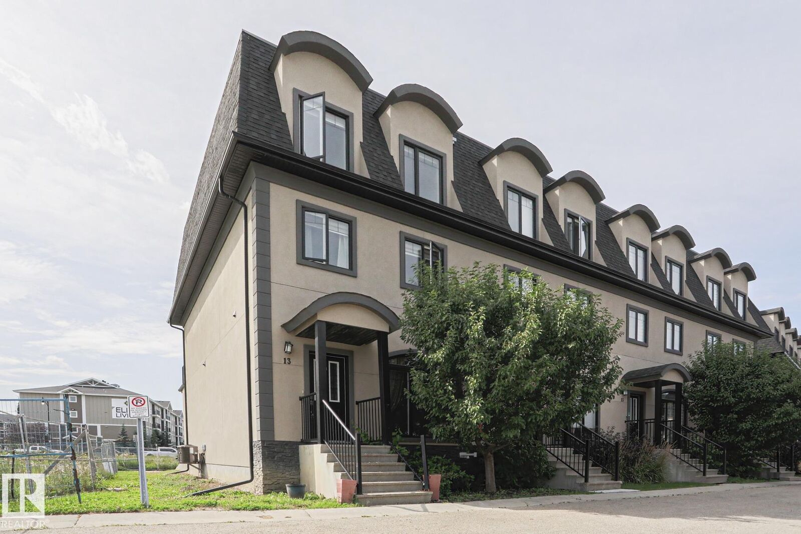 Property Photo:  5873 Mullen Place NW 13  AB T6R 0T5 
