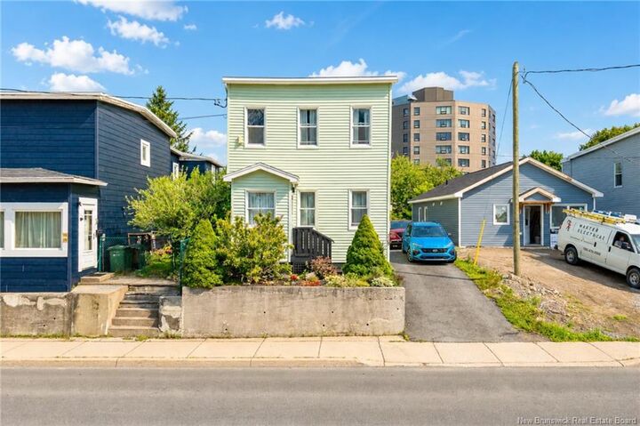 Property Photo:  118 Millidge Avenue  NB E2K 2L9 