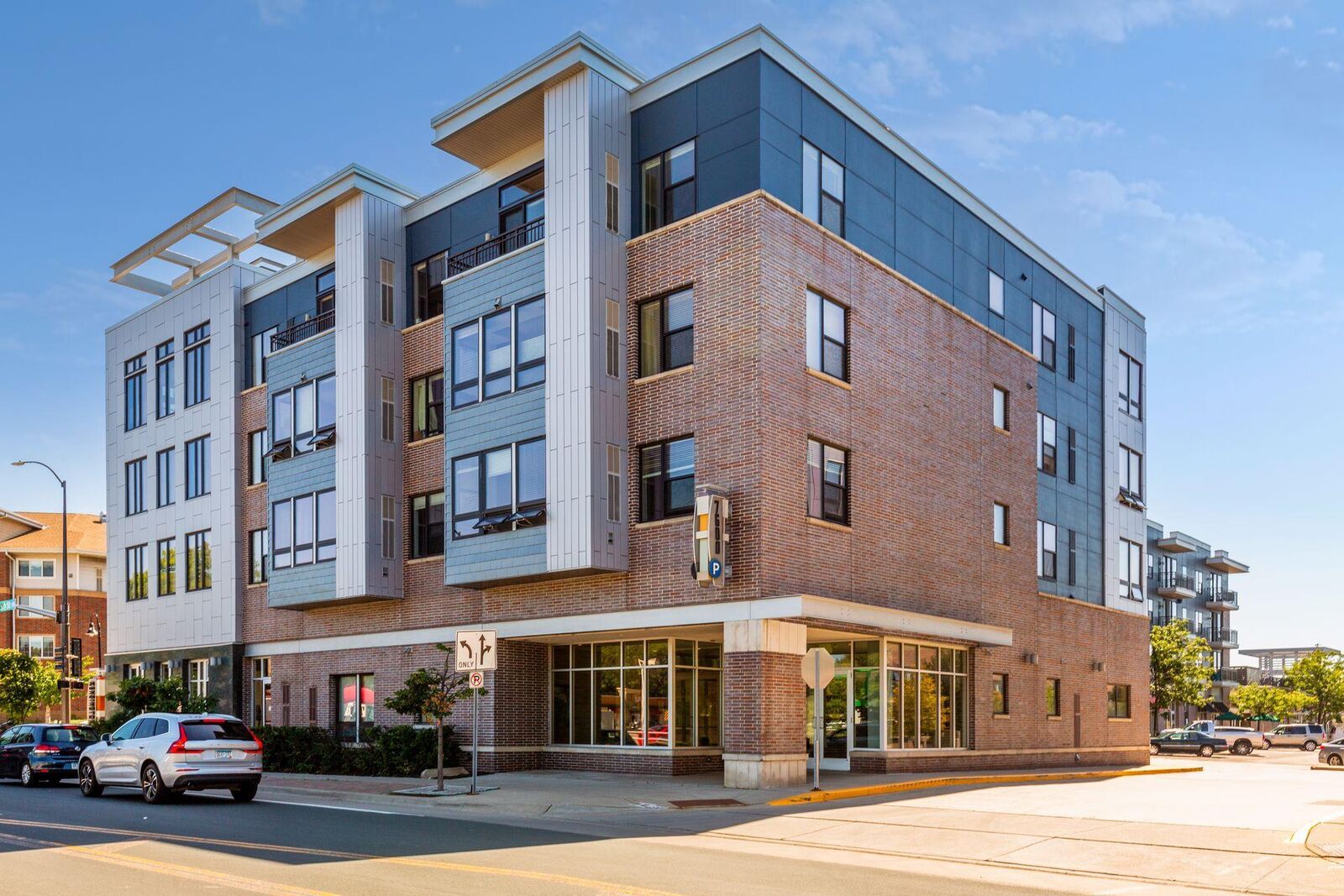Property Photo:  7600 Lyndale Avenue S  MN 55423 