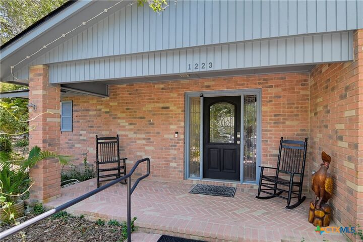 Property Photo:  1223 Old Homestead  TX 78155 