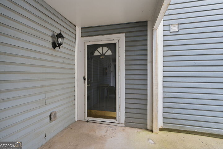 Property Photo:  6355 Wedgeview Court  GA 30084 