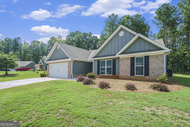 Property Photo:  231 Camp Court  GA 30620 