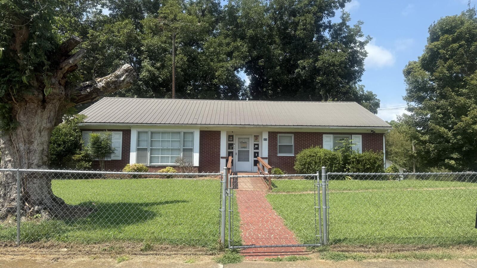 Property Photo:  308 S Cherokee Street  GA 30728 