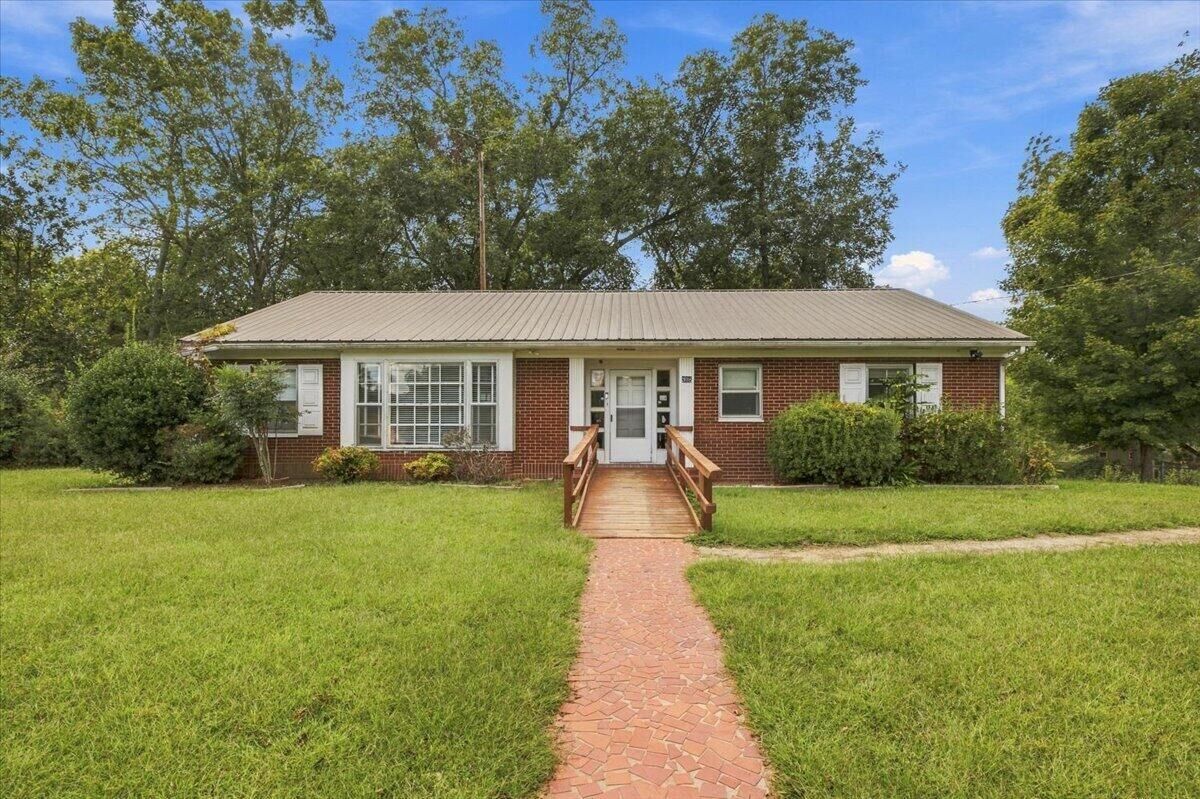 Property Photo:  308 S Cherokee Street  GA 30728 