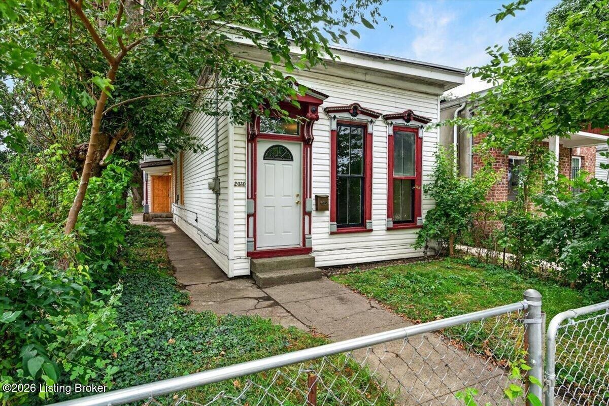 Property Photo: 2030 Portland Ave KY 40203