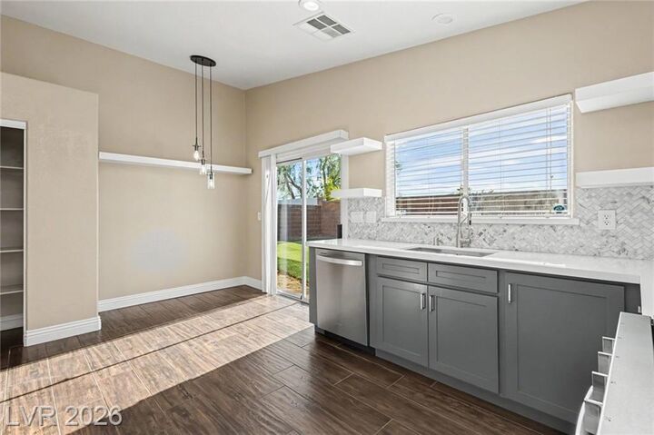 Property Photo:  1107 Snow Roof Avenue  NV 89052 