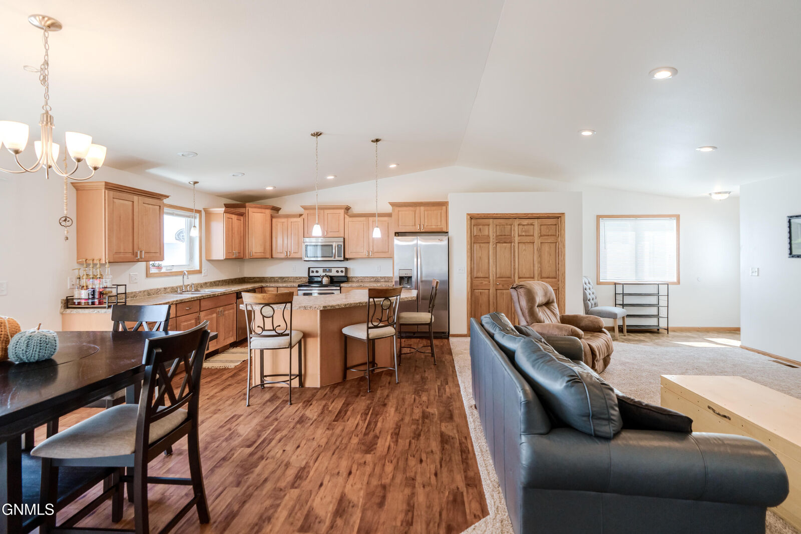 Property Photo:  1011 33rd Street N  ND 58501 