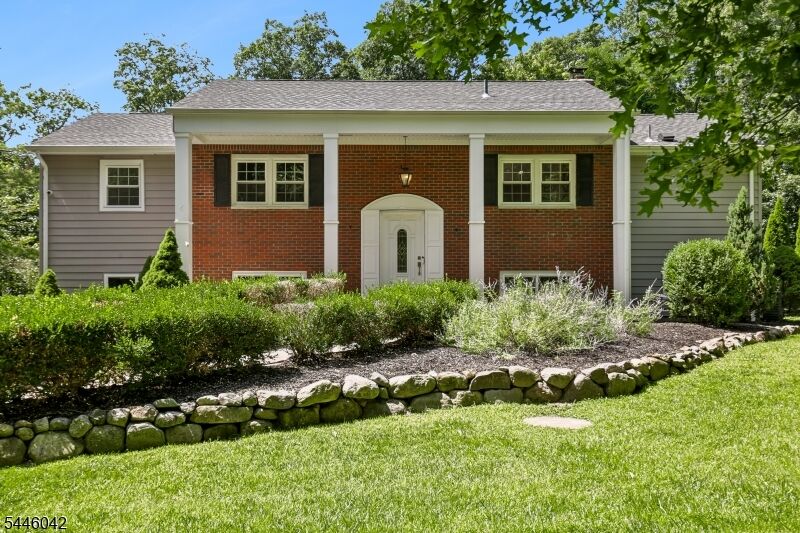 Property Photo:  20 Hilltop Rd  NJ 07405 