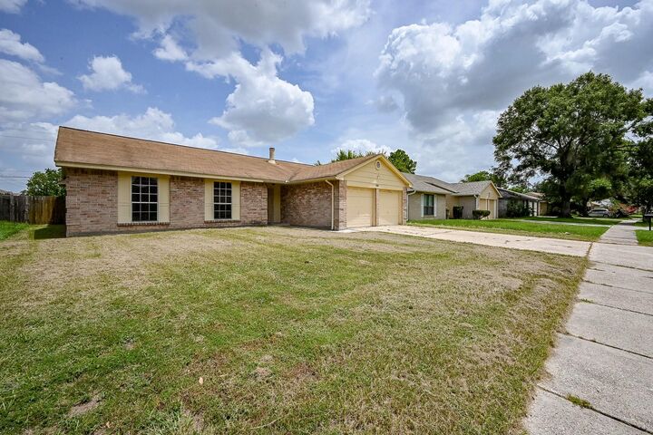 Property Photo: 2667 Grand Canyon Drive TX 77067