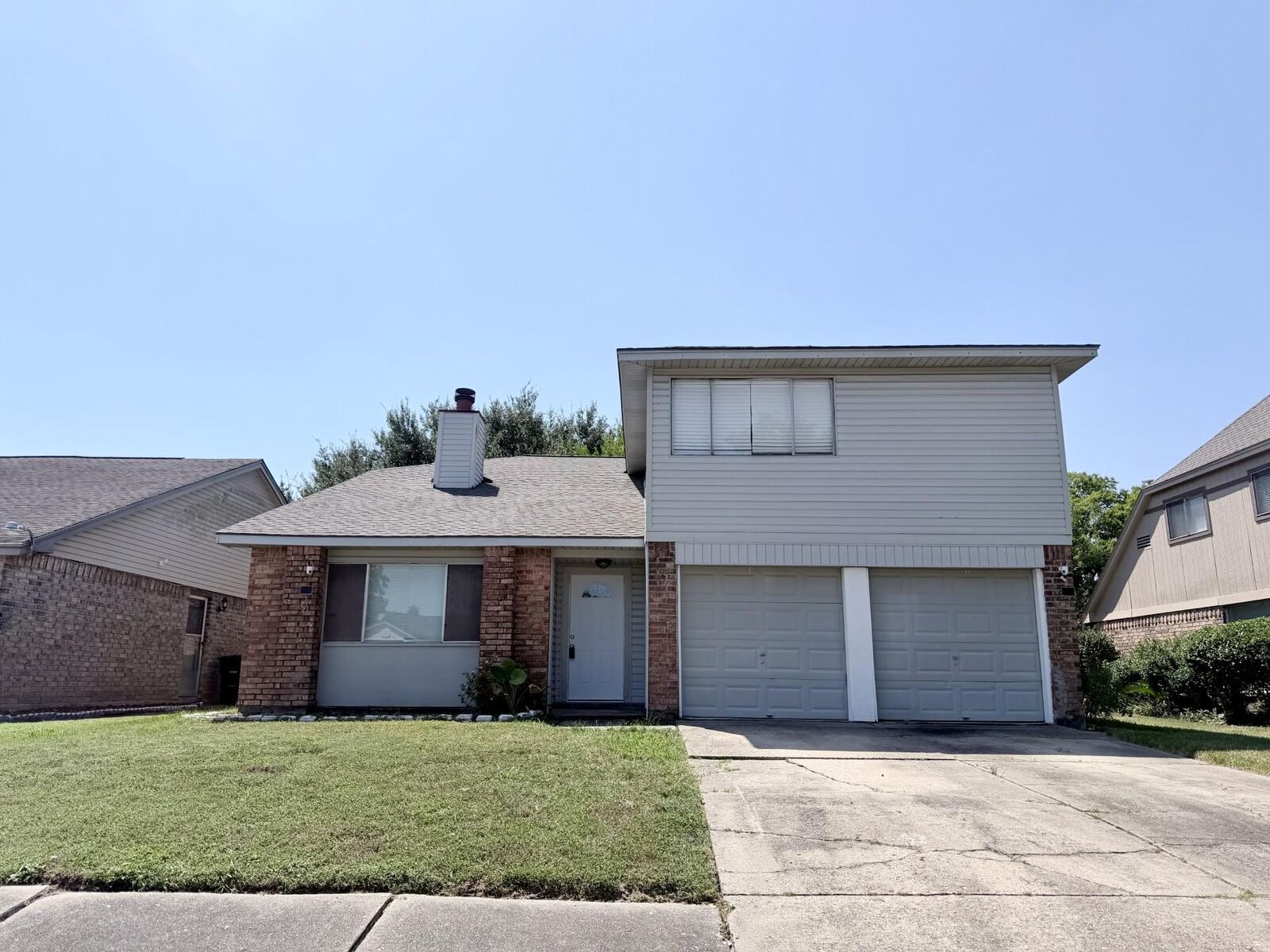 Property Photo:  16518 Quail Briar Drive  TX 77489 