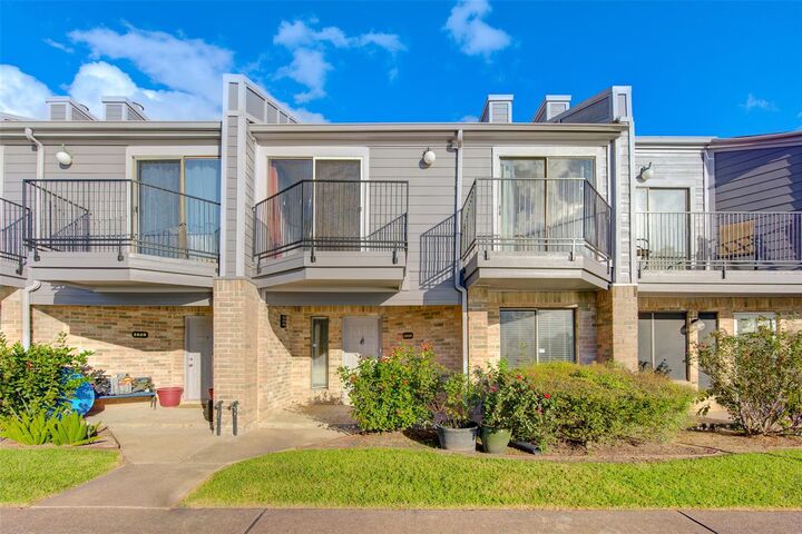 Property Photo:  1620 Good Day Drive  TX 77459 