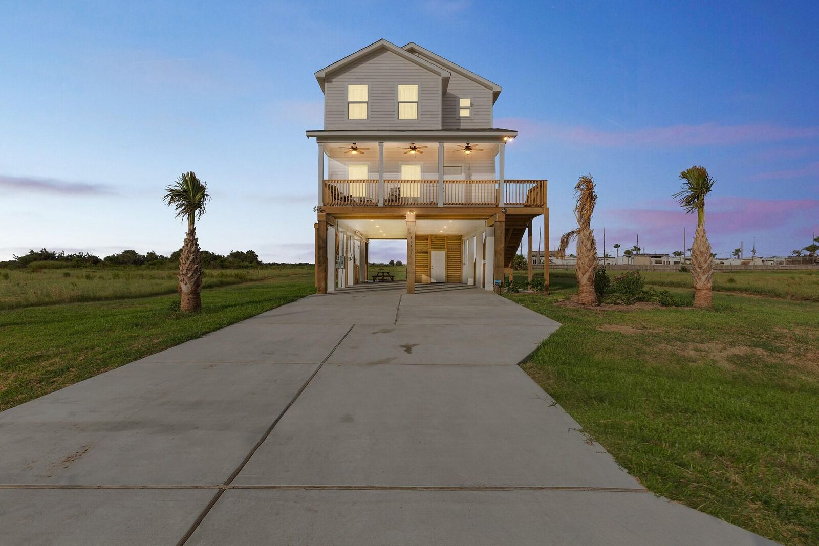 Property Photo:  18103 Shaman Drive  TX 77554 
