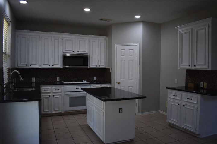 Property Photo:  4214 Creek Ridge Lane  TX 77459 