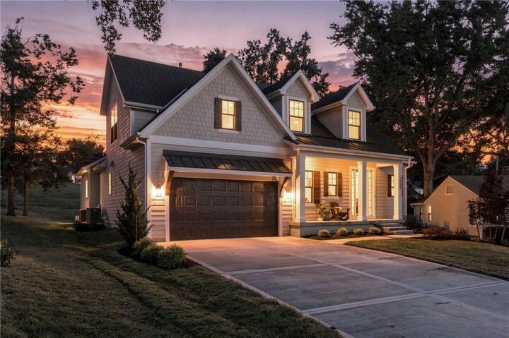 Property Photo: 2905 W 72nd Street KS 66208
