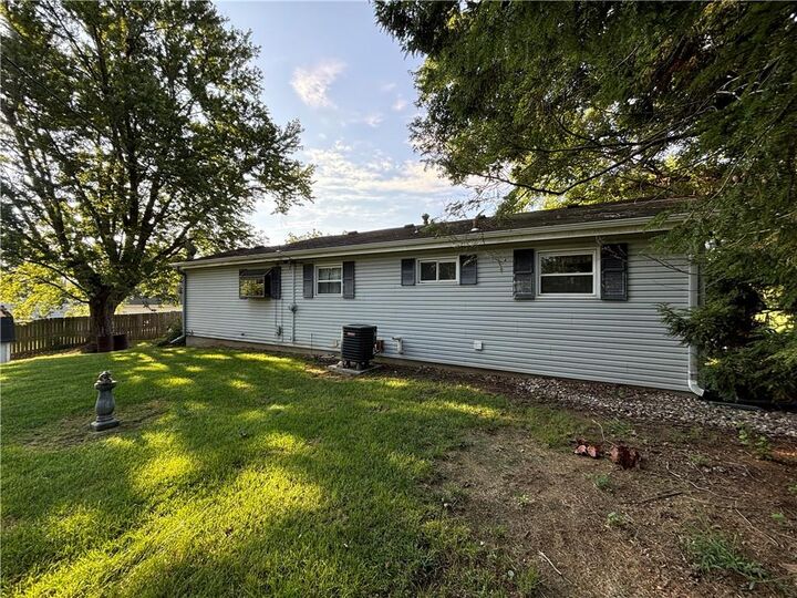 Property Photo: 1609 Green Valley Road MO 64505