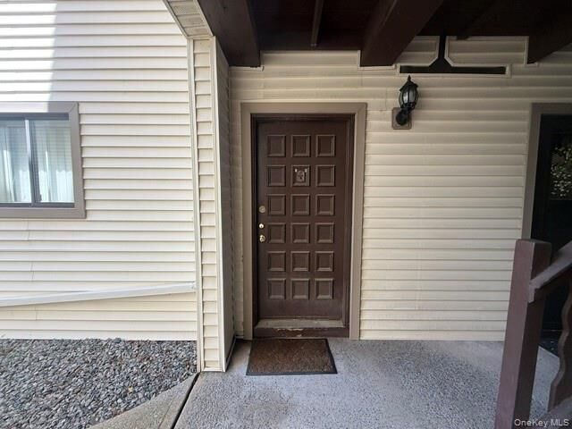 Property Photo:  21 Village Park Drive 1B  NY 12524 