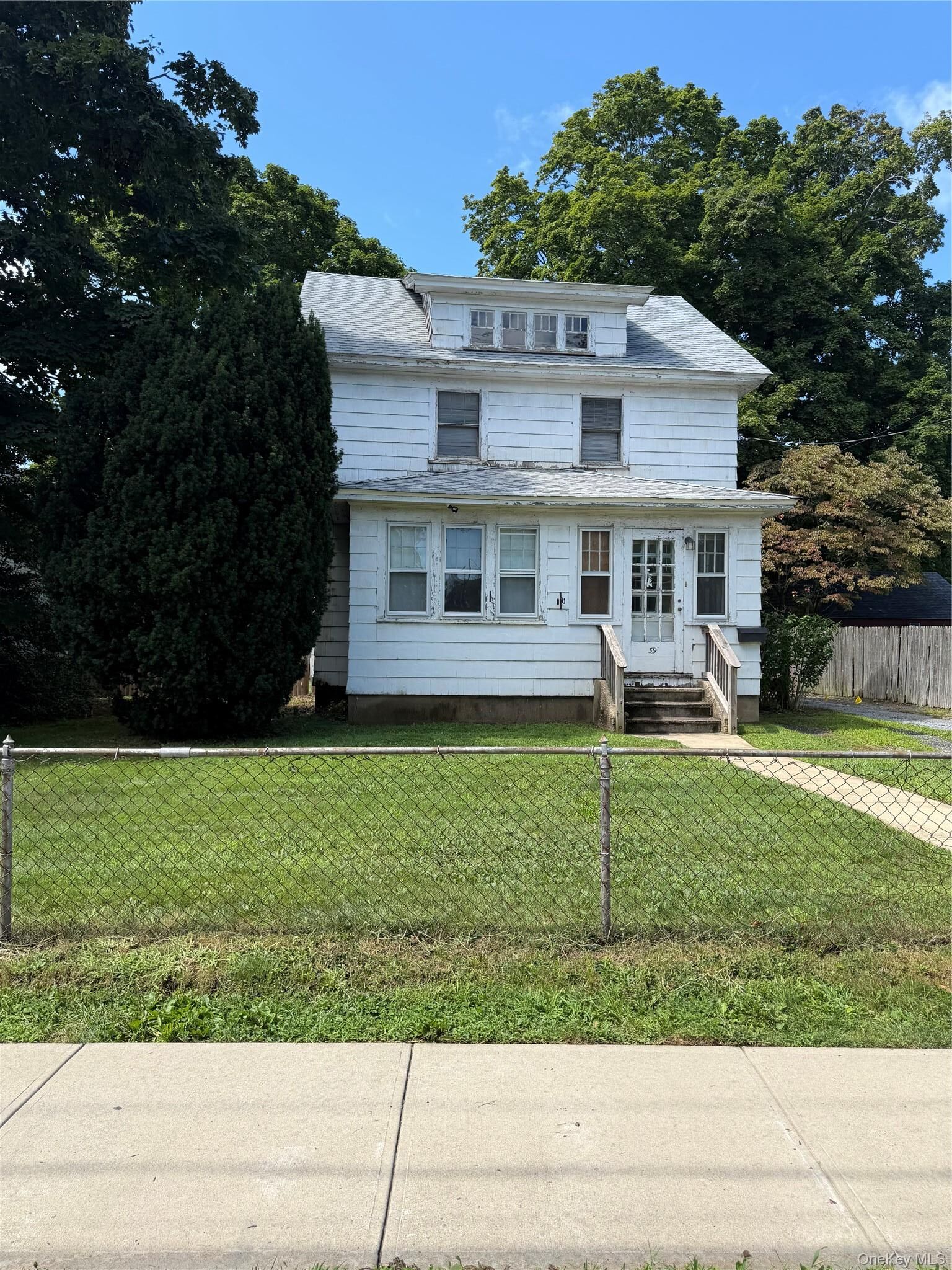 Property Photo: 39 Broadway NY 11740