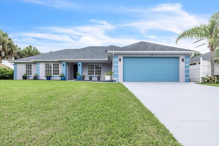 Property Photo:  1240 Nora Lane  FL 34286 