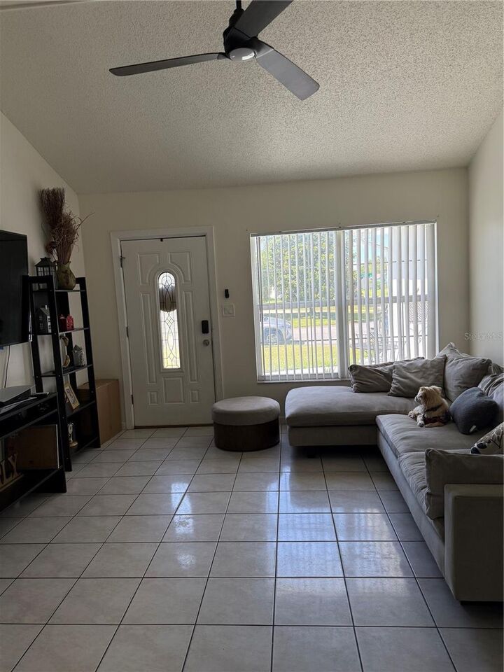 Property Photo: 217 Citrus Dr FL 34743