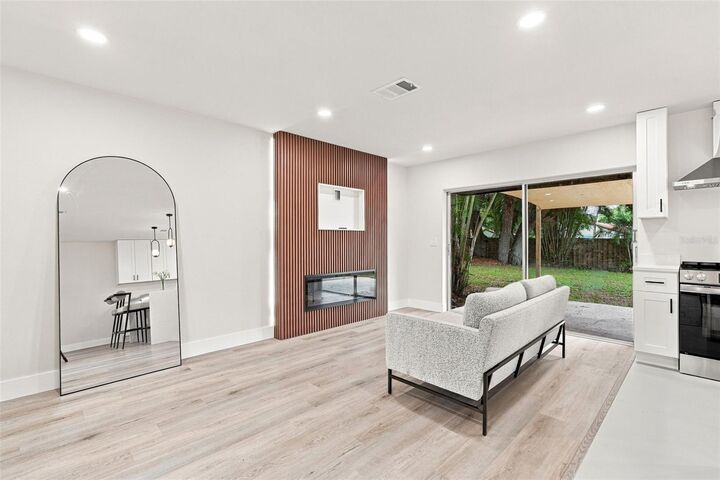 Property Photo: 2902 42nd Street W FL 34205