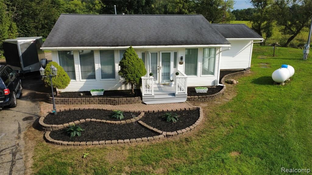 Property Photo: 6180 E 5 Point Highway MI 48827 9029
