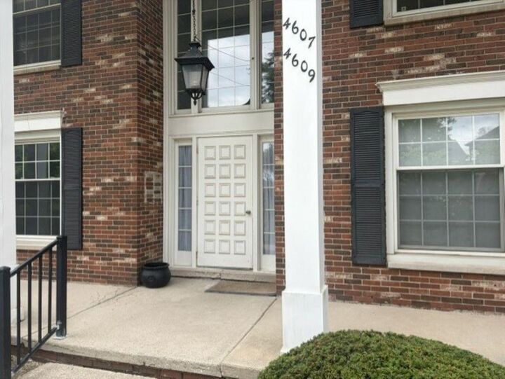 Property Photo:  4603 Leisure Lane  MI 48183 