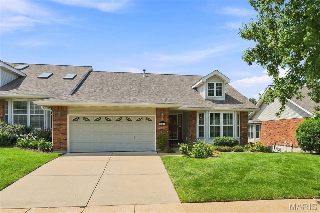 Property Photo:  845 Braefield Court  MO 63017 