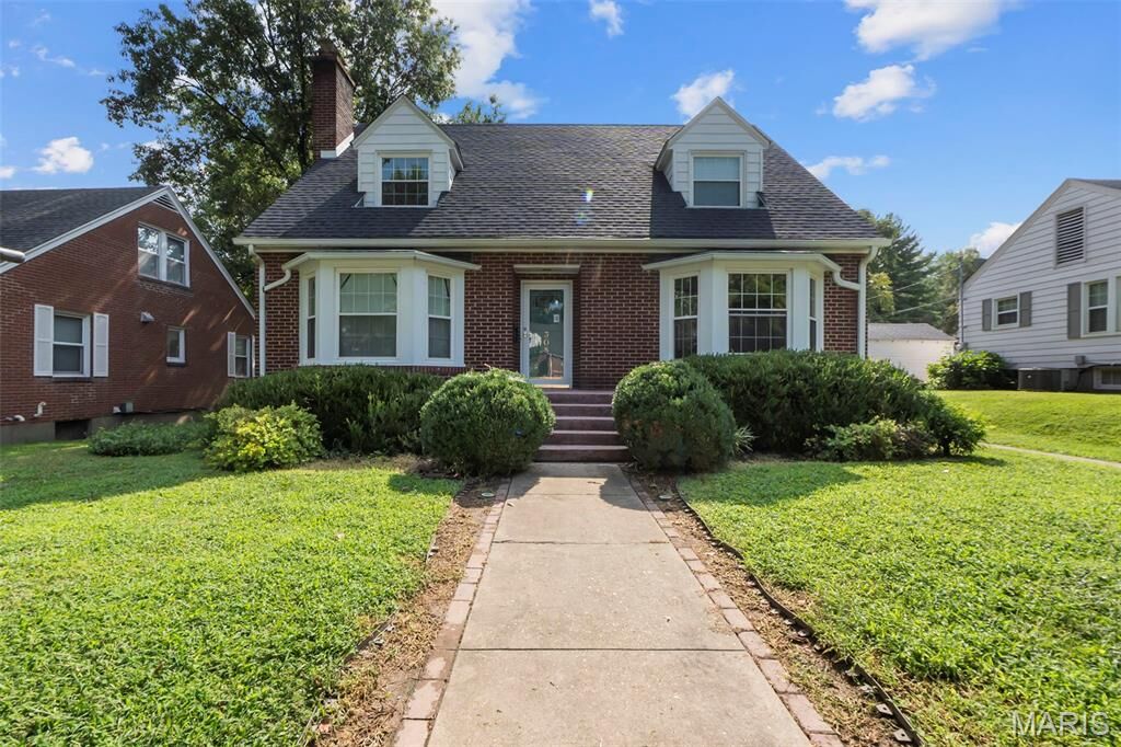 Property Photo:  308 N Sunset Boulevard  MO 63701 