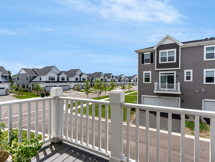 Property Photo: 4415 Chelsea Manor Circle IL 60504