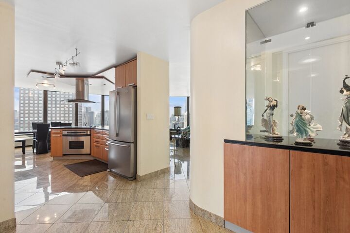 Property Photo:  505 N Lake Shore Drive 4911  IL 60611 