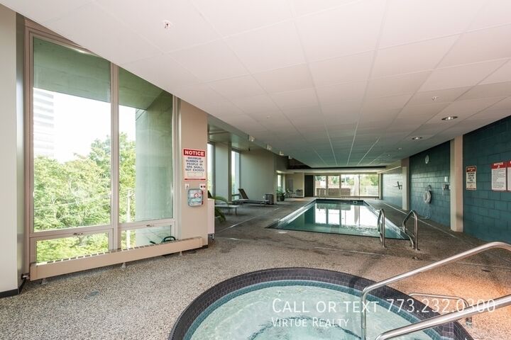 Property Photo:  1570 Elmwood Avenue 706  IL 60201 