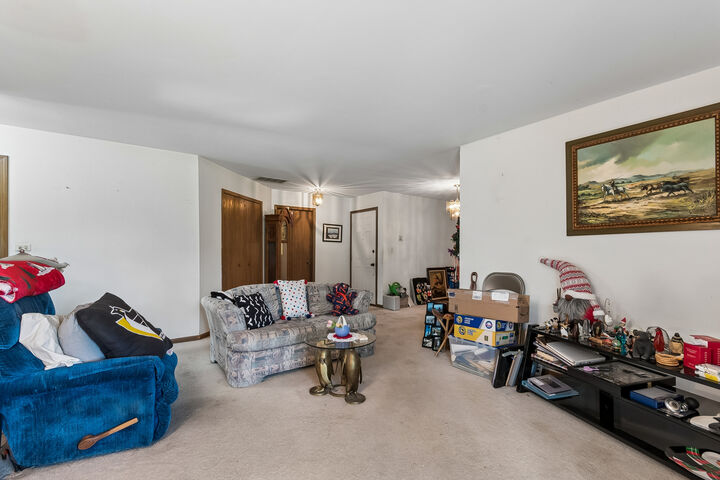 Property Photo:  83 Midhurst Court 102A  IL 60565 