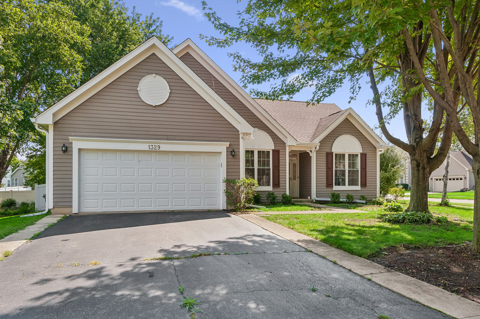 Property Photo:  1329 Amaranth Drive  IL 60564 