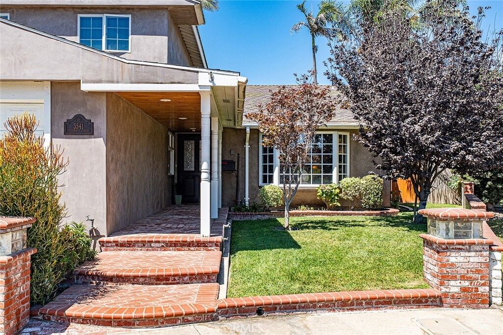 Property Photo:  3541 Goldenrod  CA 90740 