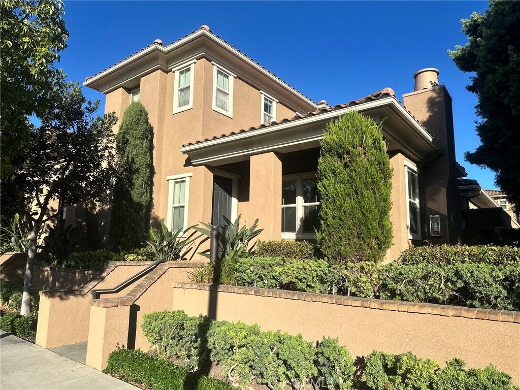 Property Photo:  80 Mapleton  CA 92620 
