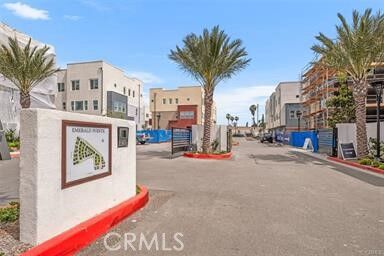 Property Photo:  1637 W Lincoln Avenue 102  CA 92801 