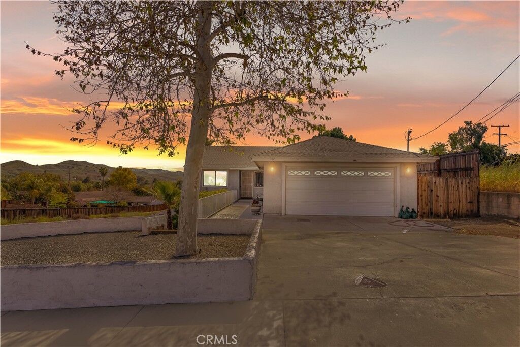 Property Photo: 312 N Lewis CA 92530