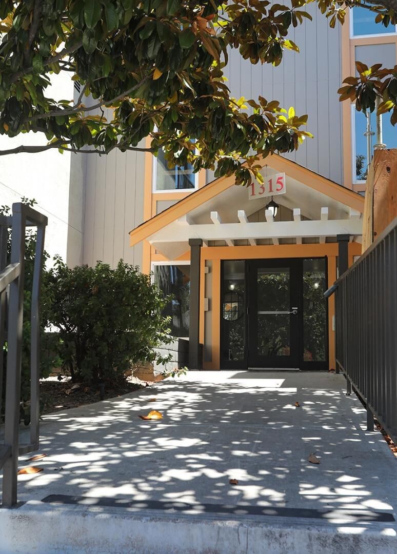 Property Photo: 1315 A Street 203 CA 94541