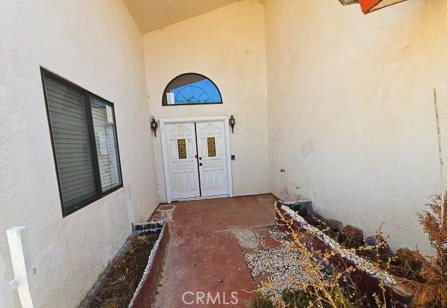 Property Photo: 10331 N Loop Boulevard CA 93505