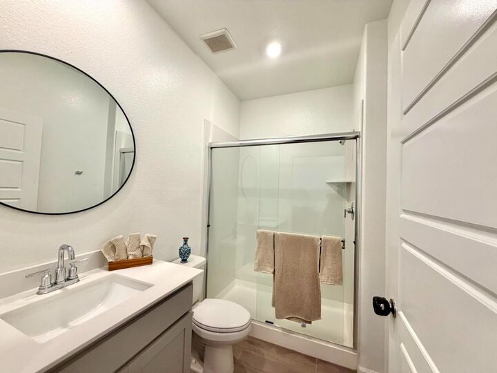 Property Photo: 7293 Dorstone Way CA 95829