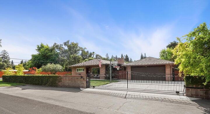 Property Photo: 5139 Hildreth Lane CA 95212
